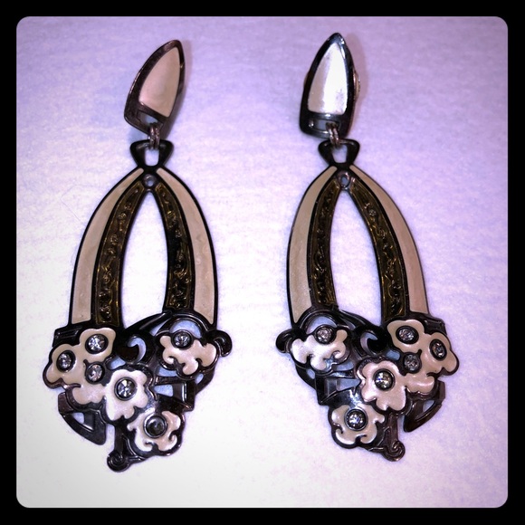 Edgar Berebi Earrings - Picture 1 of 4